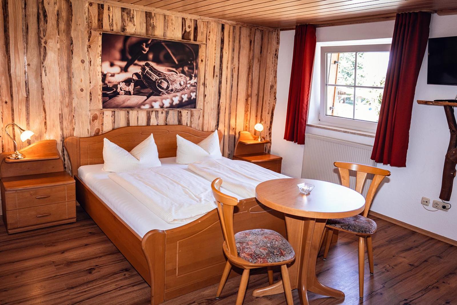 Landhotel Zum Matthiasl Bischofsreut Exterior foto